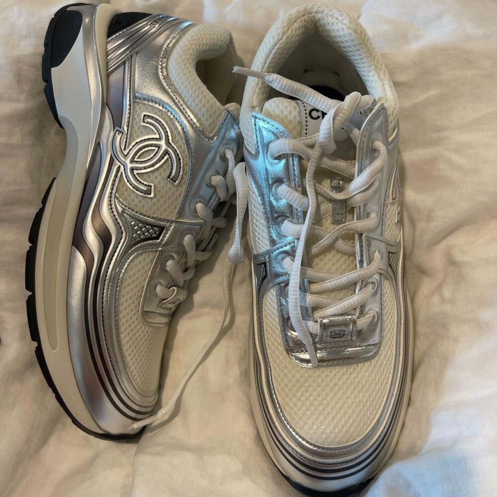 😍☀☺Chanel Women's Trainers🎀 - Picture 2 of 3